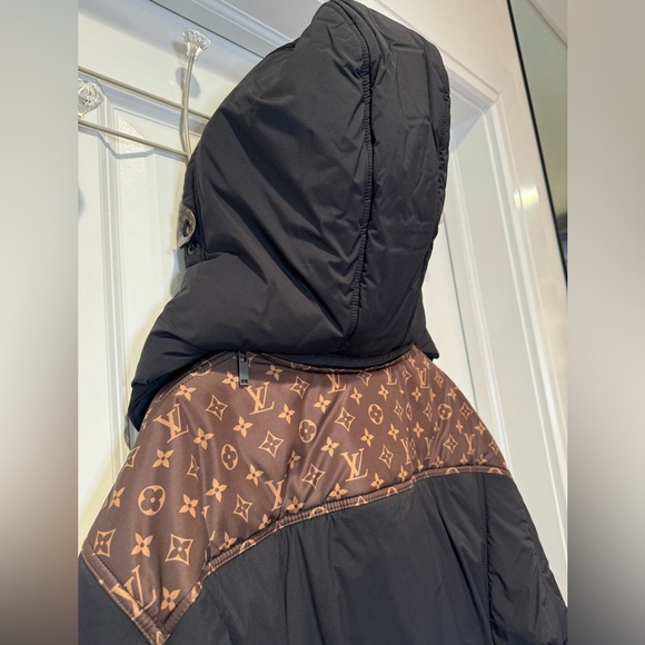 Louis Vuitton Cropped Monogram Jacket - Picture 7 of 14